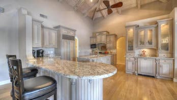 Tampa Bay Rays All-Star Evan Longoria Is Selling Parents' Vacation Oasis in Arizona