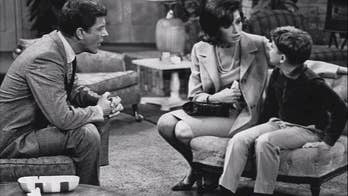 The best TV comedies streaming on Hulu in their entirety