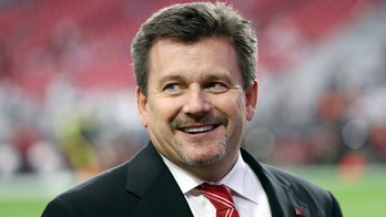 Arizona Cardinals President Michael Bidwill talks up Brett Kavanaugh, rips kneelers
