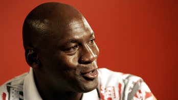 Michael Jordan says LeBron James has his 'support' following Trump tweet