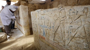 Tomb dating back to 1100 B.C. found in Egypt