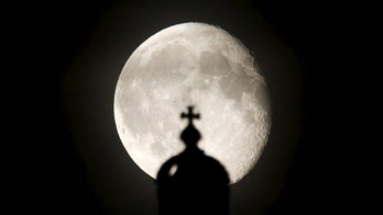 Private moon landing set for 2017