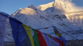 Mount Everest shrank as Nepal quake lifted Kathmandu