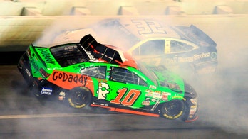 Danica and Denny dust it up in Daytona