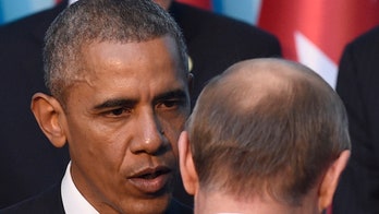 Obama huddles with Putin, backs France's pursuit of deadly terrorists, on sidelines of G-20 summit