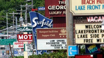 How to save money on your summer vacation hotels