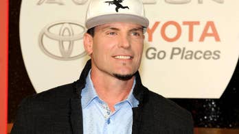 Vanilla Ice has public meltdown at the airport
