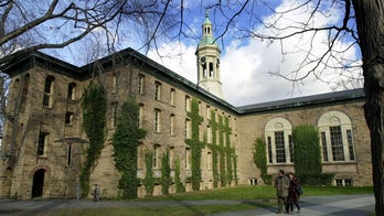 Ruling: Grad students at private universities can unionize