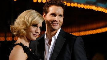 Peter Facinelli recalls divorce from '90210' star Jennie Garth: 'Love is blind'