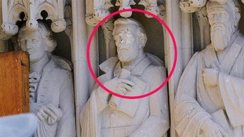 Duke University to leave empty space where Robert E. Lee statue stood