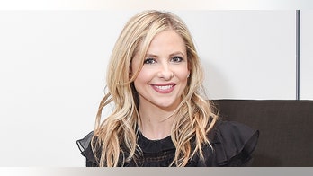 Sarah Michelle Gellar tries on her dress from 1999 Emmys: 'Excited it still fits'