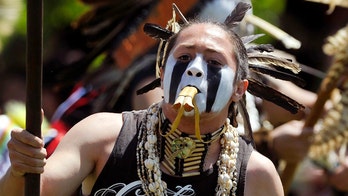 Deal reached to let Native American student wear eagle feather at high school graduation