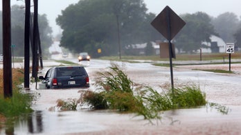 At least 2 dead in Oklahoma flooding from Tropical Storm Bill remnants