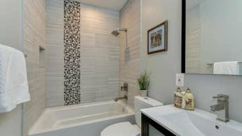 The Ultimate Open House Prep Checklist: Bathroom Edition