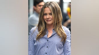 Alicia Silverstone says she's 'super excited' about 'being available' to date after divorce