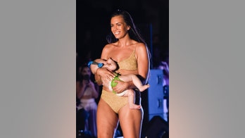 Breastfeeding model recalls walking the Sports Illustrated Swimsuit runway: 'It felt natural'