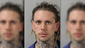 Convicted felon shot, killed by homeowner during Tennessee home invasion: cops