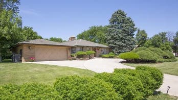 Gangster's Paradise: '40s Home With Ties to Al Capone for Sale in Chicago