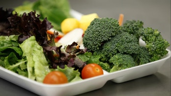 Elementary students like new healthier lunches, study finds
