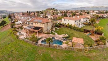 NFL Star Vernon Davis Sells San Jose Home for $2M