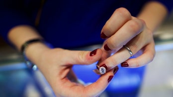 Runner maps out marriage proposal using GPS app