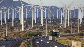 Green Energy Gives Growing Opportunities to Latinos, Report Says