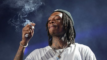 Hip-hop star Wiz Khalifa gains 35 pounds while training in jiu-jitsu