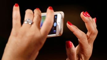 iPhone vs. Android: Who sexts more?