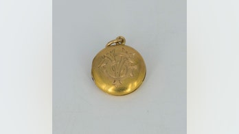 Gold locket tells story of love and loss on the Titanic