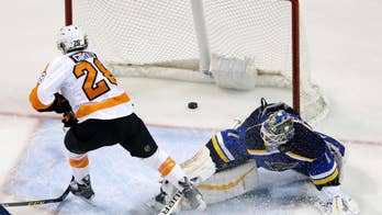 Claude Giroux caps 3-goal 2nd period with 11th score, Flyers beat Blues 4-2