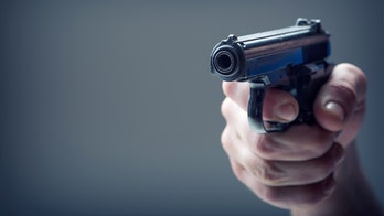 Bulletproof clothing designer shoots people to prove his products work