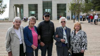 In Israel, famed pre-WWII ship survivors relate to refugees