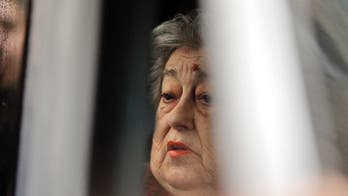 Judge lifts arrest warrant for Argentine human rights leader