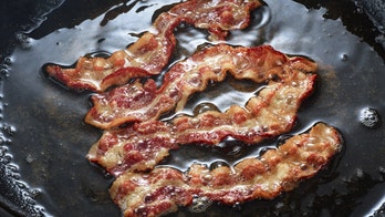 Cook bacon on the grill with this simple tip