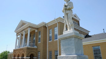 Lawmakers in Alabama approve protections for confederate monuments