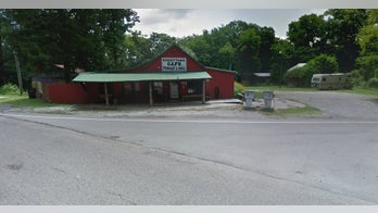 Alabama man kills kids, daughter's fiance, then self, police say