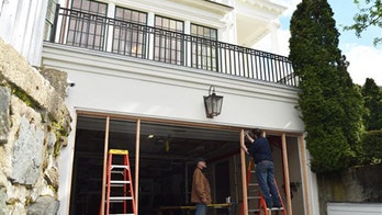 Drunken driver crashes into Alaska Governor's Mansion