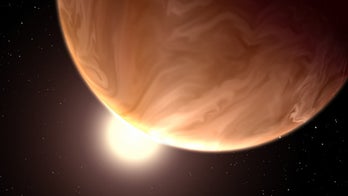 Hubble telescope spies clouds on nearby alien planets