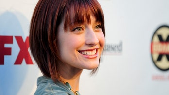 'Smallville' actress Allison Mack arrested for alleged sex cult involvement