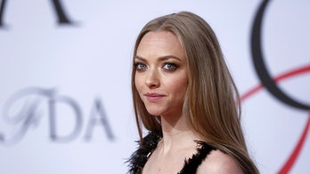 Amanda Seyfried claims she can 'smell the TV' while pregnant