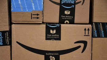 Amazon leaks customer names and email addresses