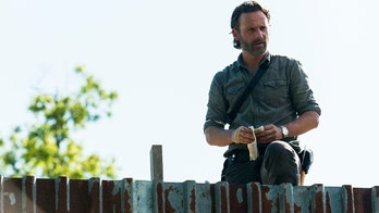 'Walking Dead' star Andrew Lincoln explains his new gig as a 'Harry Potter' narrator