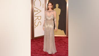 Oscars 2014: Angelina Jolie shows off figure in sexy red carpet dress