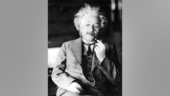 Einstein's theory of special relativity works even in ghostly high-energy neutrinos