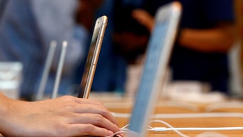 Apple confirms that it's investigating reports of swelling iPhone 8 batteries