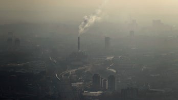 London mayor issues health alert over air pollution