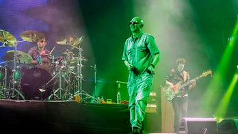 2 die in crush at massive Argentine rock concert