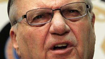 Arizona's 'Sheriff Joe' mulling possible bid for governor, raising millions