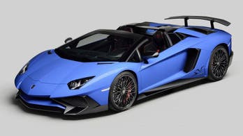 Lamborghini Aventador LP 750-4 SuperVeloce Roadster revealed at Pebble Beach