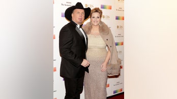 Garth Brooks speaks to NASA astronaut in orbit using Facebook Live